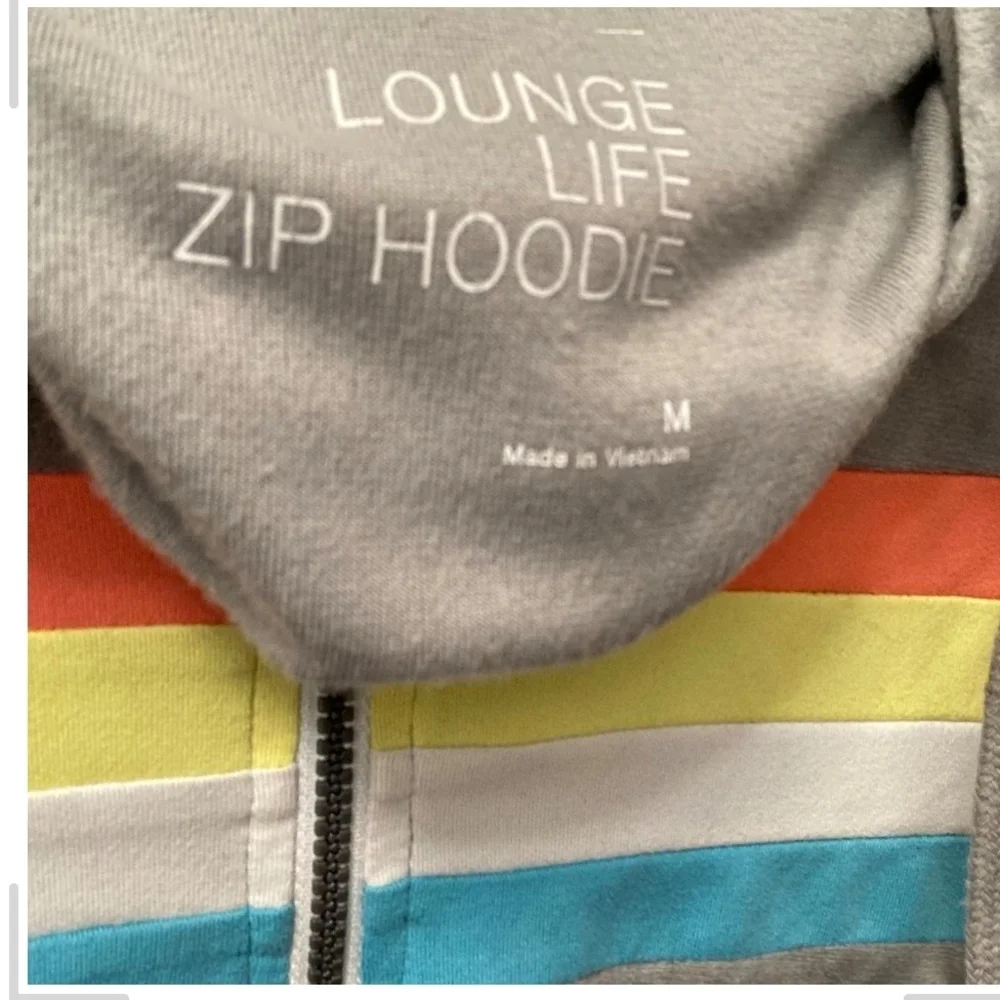 Pre-owned SO Gray Sweater with Colorful Stripes